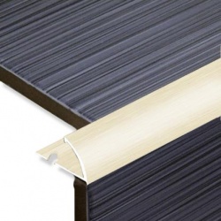 Профиль ПК-03 Шампань для наружных углов толщина 7 мм длина 2,7 м