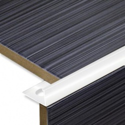 Профиль ПК-01 Серебро люкс для наружных углов толщина 12 мм длина 2,7 м