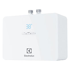 Водонагреватель электрический проточный 4 кВт Electrolux NPX 4 AQUATRONIC DIGITAL 2.0