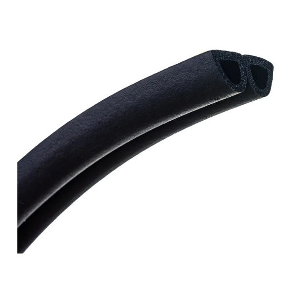 Картинка Уплотнитель 10х12 мм Черный 50 м ТЕСН-ТОР D