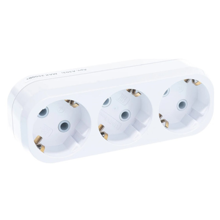 Картинка Тройник на 3 гнезда с заземлением 16А А303 UNIVersal