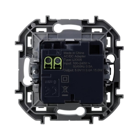 Картинка Зарядное устройство с 2-мя USB A и C 240В/5В 3000мА Белое Legrand Inspiria