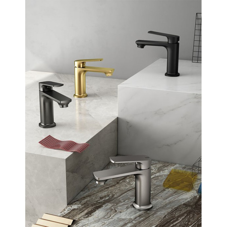 Картинка Смеситель для умывальника Золотой сатин SPLENKA 9S30.10.03