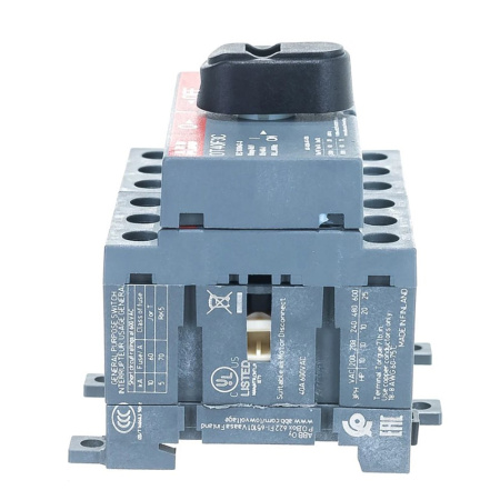 Картинка Реверсивный рубильник 40А 3-х полюсный OT40F3С на DIN-рейку с ручкой ABB