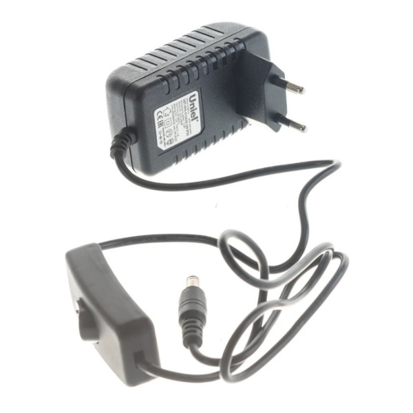 Картинка Блок питания 12Вт 12В IP20 для светодиодов с вилкой Uniel UET-VPA-012A20