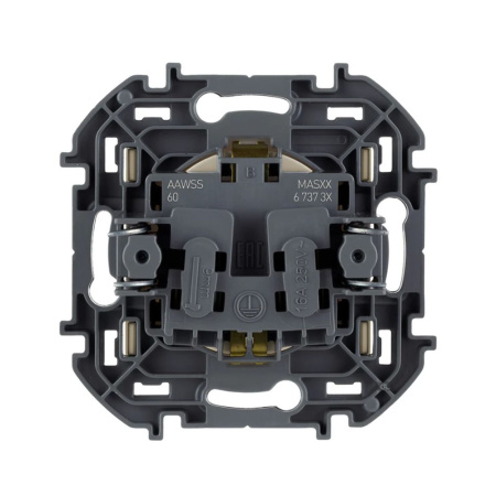 Картинка Розетка с заземлением и шторками Слоновая кость Legrand INSPIRIA