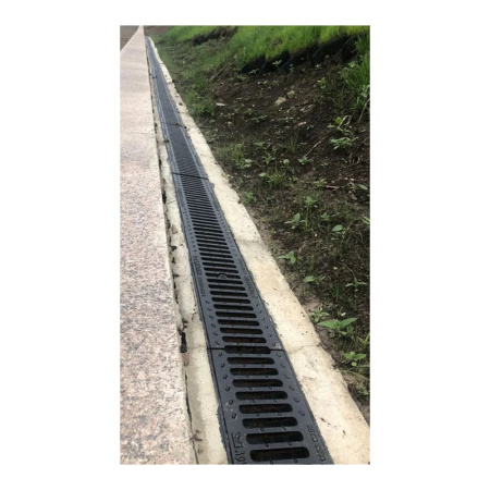 Картинка Решетка для лотка 500x136x15 мм чугунная щелевая DN100 C250 AQUASTOK NORMA