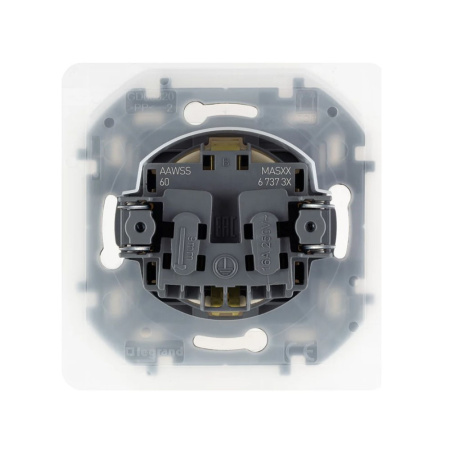 Картинка Розетка с заземлением IP 44 с крышкой и шторками Слоновая кость Legrand INSPIRIA