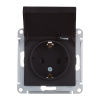 Розетка с заземлением со шторками Черная крышка Карбон 16А IP20 Systeme Electric ATLASDESIGN