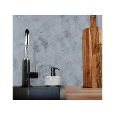 Картинка Водонагреватель электрический проточный Black 3.3 кВт Electrolux Taptronic