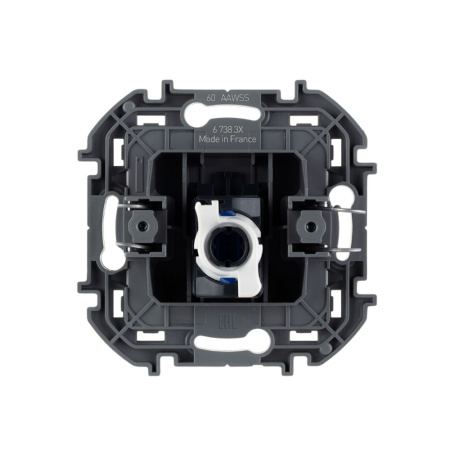 Картинка Legrand Inspiria Белая розетка RJ45